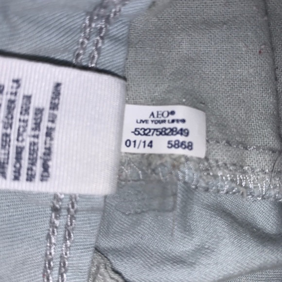 American Eagle Men’s Slim Fit Grey Shorts Size 26 - Picture 3 of 7